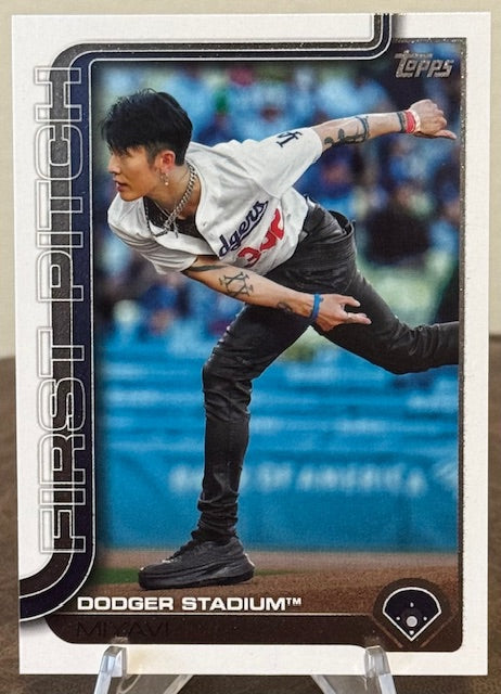 2025 Topps Update Baseball MIYAVI First Pitch #FPU-3